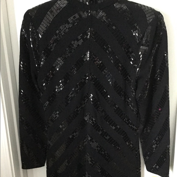 St John  dress - Picture 4 of 8